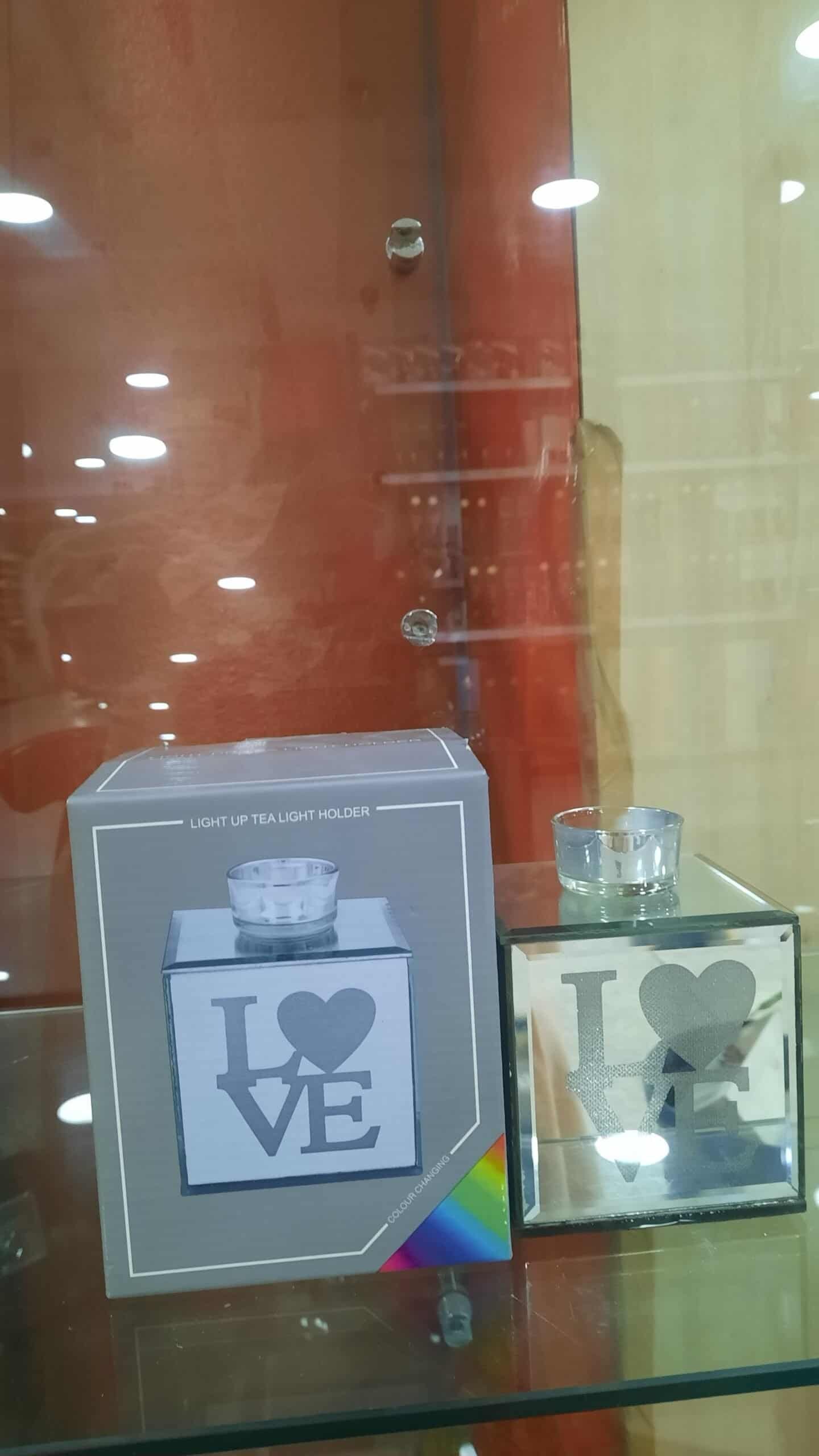 5010792291260 Mirror Love Led Tealight - Image 1