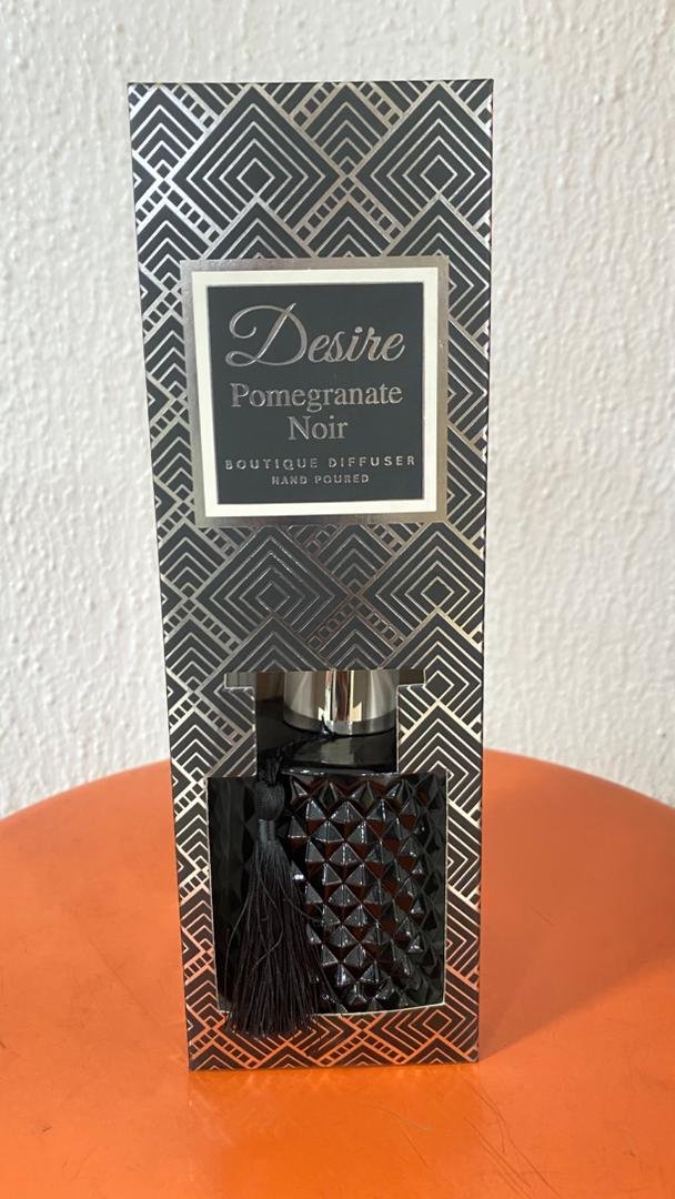 5010792464077 Pomegranate Noir Diffuser 200Ml - Image 1