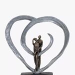 Love Sculpture In Circular Heart Wall Décor
