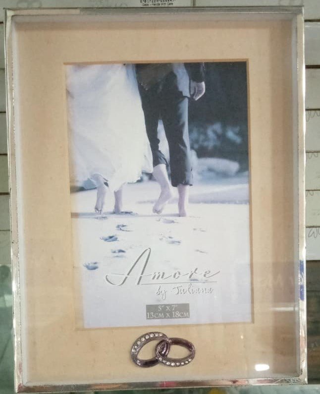 5017224558847 Amore Thin Silver Plated Border Box Photo Frame With Reings 5X7 - Image 1