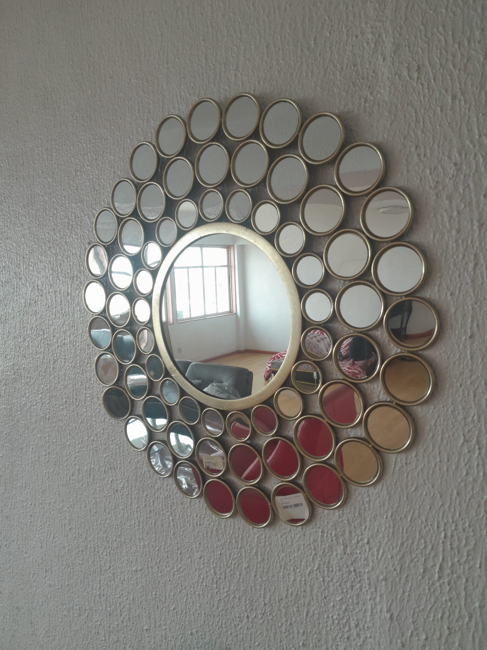 5018705409856 78Cm Dia Faiza Wall Mirror Gold - Image 1