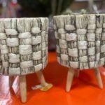 24Cm Garden Pot With Wood Standflower