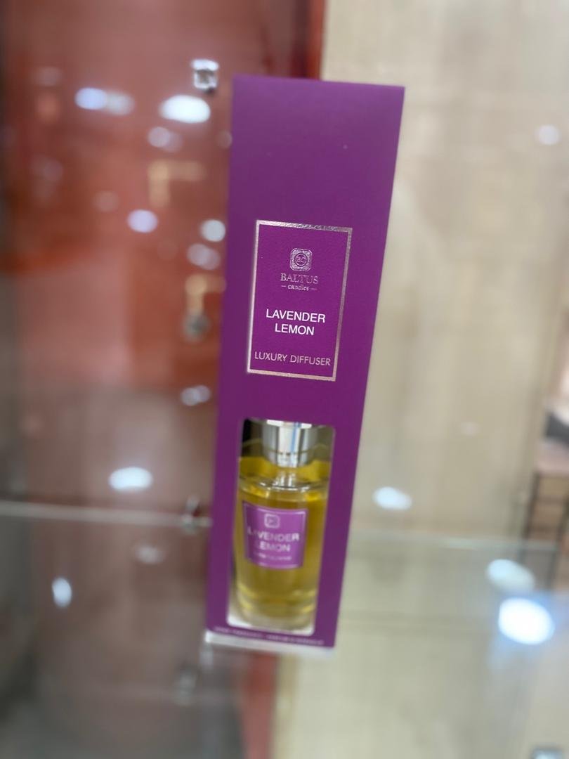 5056254501058 Premium 300Ml Reed Diffuser With Silver Top Scented Lavender - Image 1