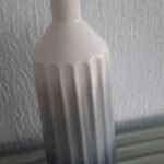 Small White / Grey Bottom Table Vase