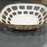 Two-Tone Bread Basket Vintage