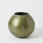 Grey met planter 31x27.5cm modern plant pot for indoor and outdoor décor in Lagos, Nigeria