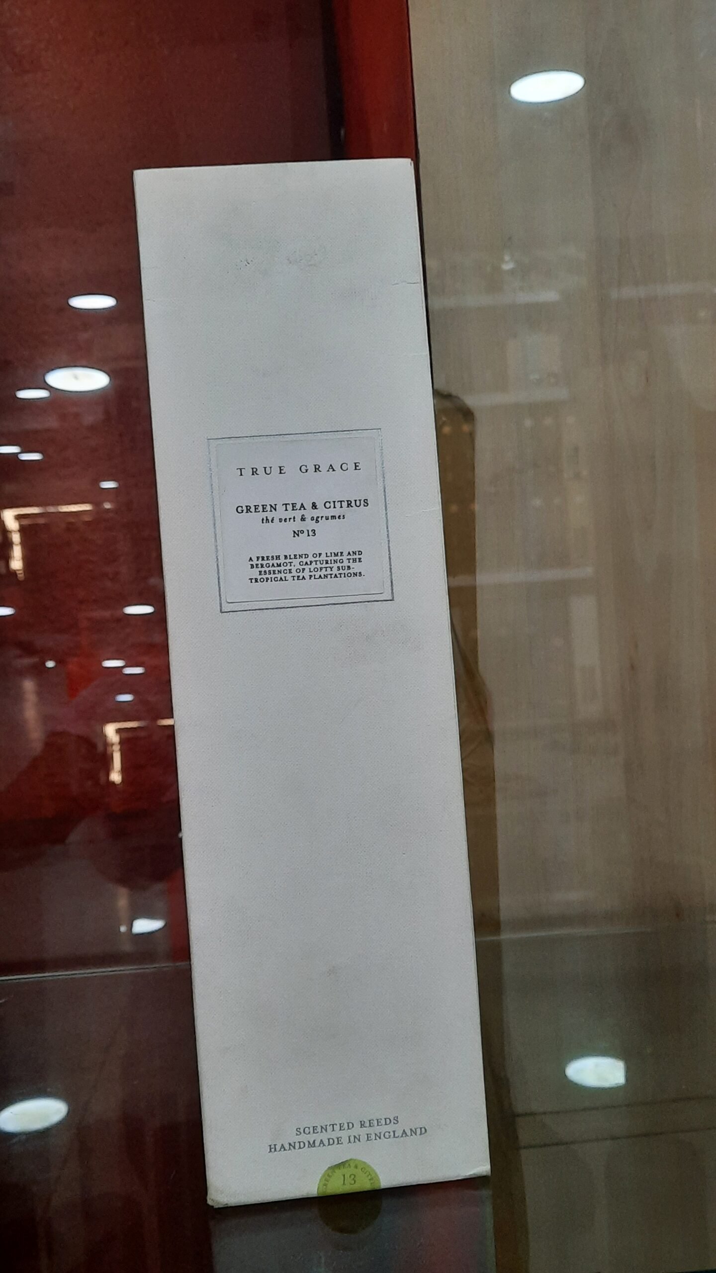 875056004841 Village/Reed Diffuser / Green Tea & Citrus - Image 1