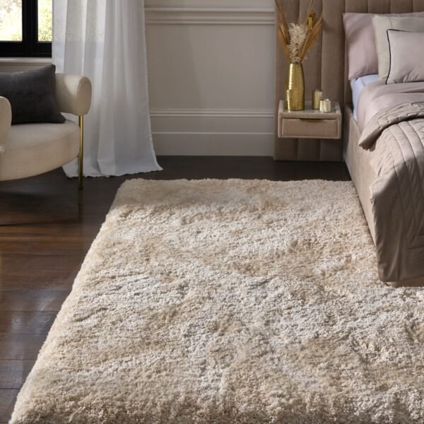 Soft shaggy rug plush carpet comfortable floor rug for living room bedroom Lagos Nigeria