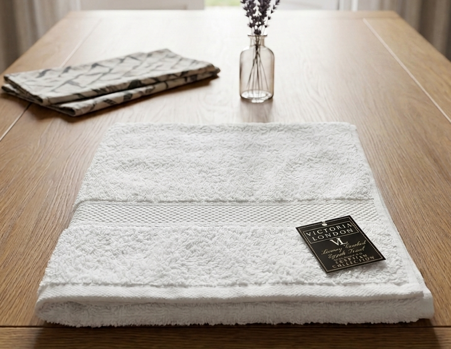 White 600GSM popcorn header bath towel White 600GSM popcorn header bath towel plush cotton luxury towel Lagos Nigeria