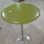 Swan Bar Table Fuchsia