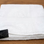 VL white popcorn bath sheet towels 600gsm set of 2 for bathroom comfort in Lagos, Nigeria